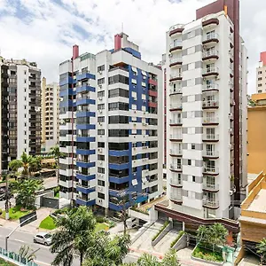 https://me2-apto-2q-apartamento-moderno-completo-a-uma-quadra.santa-catarina-brasil.com